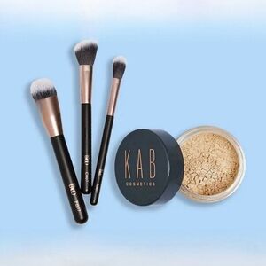 BYOD 3 Piece Face Brush Set & KAB Translucent Loose Setting Powder 2.8g - NEW